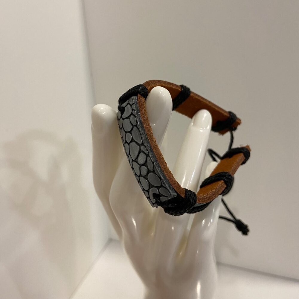 Genuine Leather & Rope Adjustable Bracelet With Textured Metal Accent anima